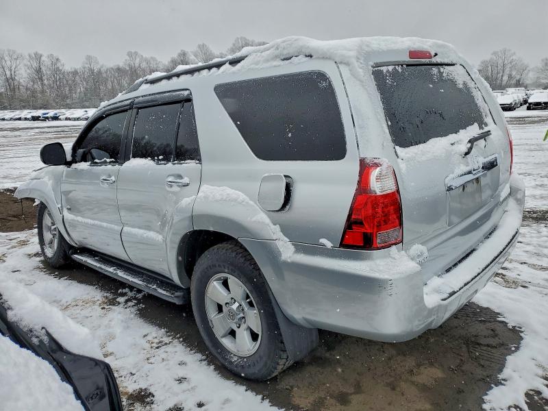 Photo 2 from auction – 2007 TOYOTA 4RUNNER SR with VIN JTEZU14R778069222