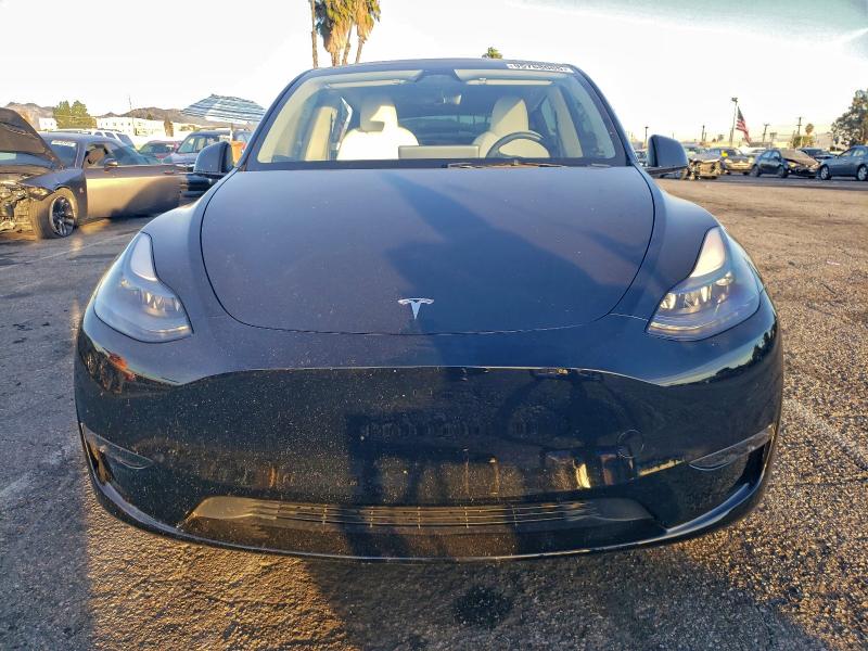 Photo 5 from auction – 2023 TESLA MODEL Y with VIN 7SAYGDEE6PA210012