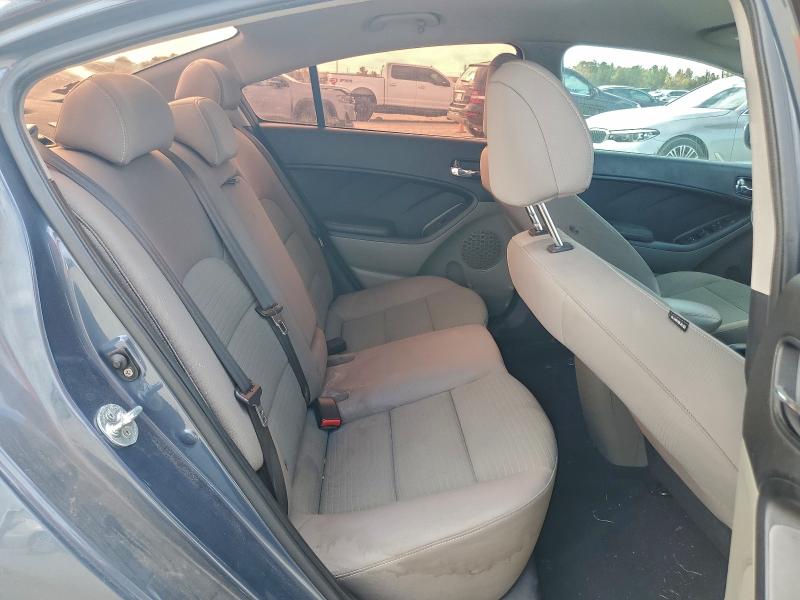 Photo 10 from auction – 2014 KIA FORTE LX with VIN KNAFX4A67E5168385