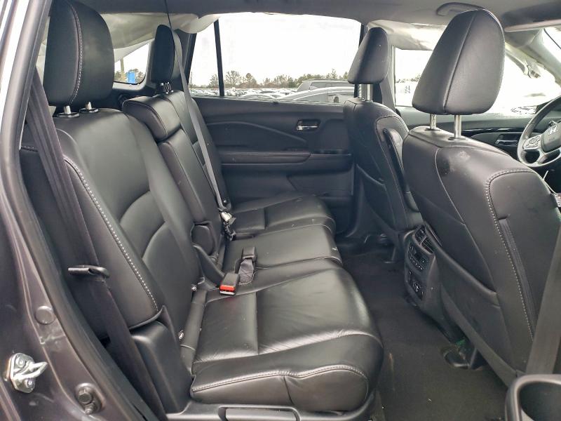 Photo 11 from auction – 2020 HONDA PILOT TOUR with VIN 5FNYF6H91LB049480