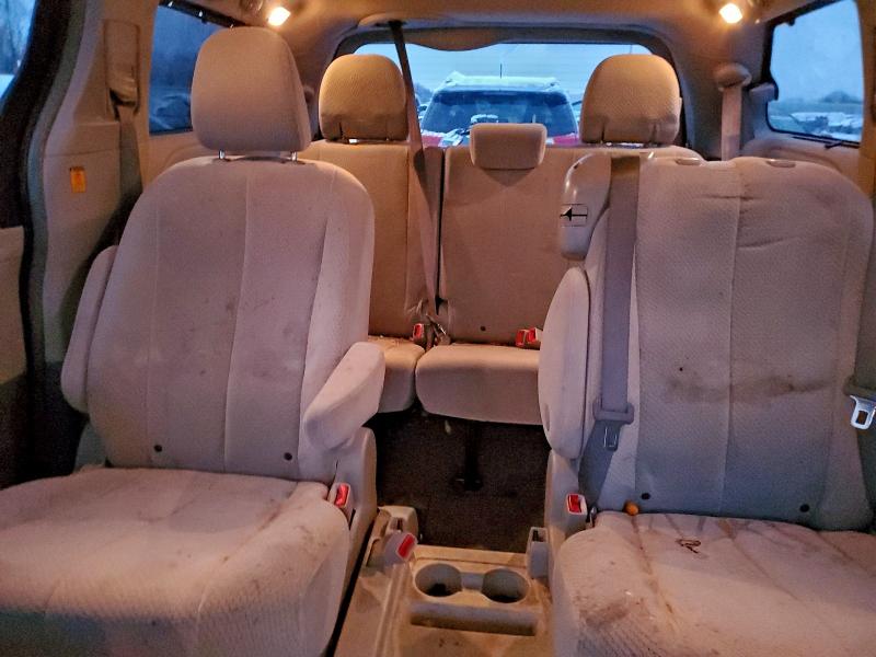 Photo 10 from auction – 2011 TOYOTA SIENNA LE with VIN 5TDKK3DC1BS103694