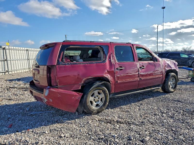 Photo 3 from auction – 2007 CHEVROLET SUBURBAN with VIN 3GNFC16J67G160212