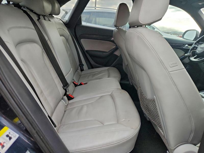 Photo 10 from auction – 2015 AUDI Q3 PREMIUM with VIN WA1BFCFS0FR004856