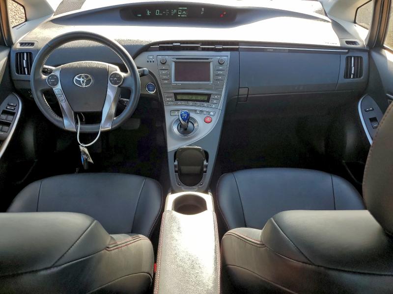 Photo 8 from auction – 2013 TOYOTA PRIUS with VIN JTDKN3DU3D5624800