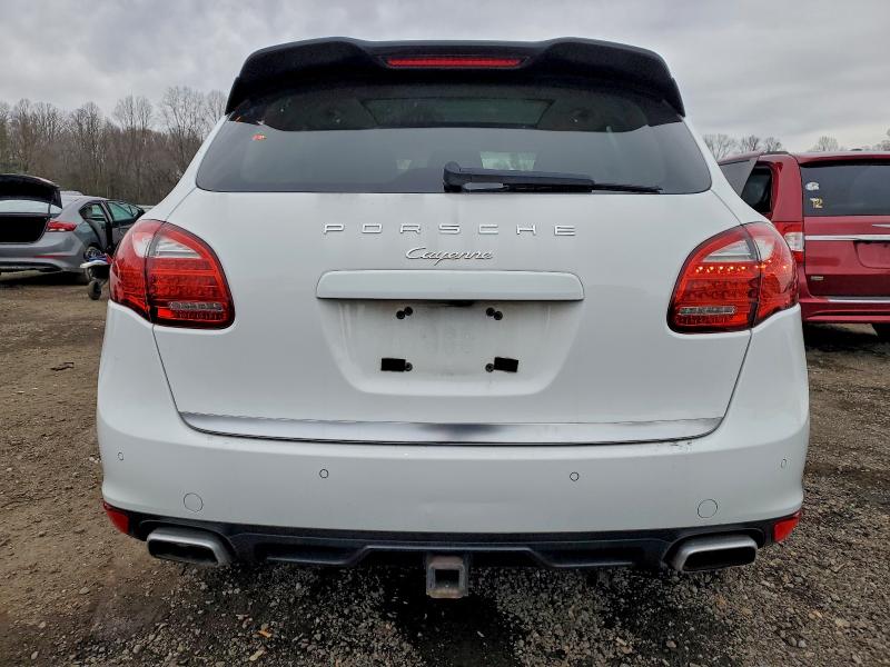 Photo 6 from auction – 2013 PORSCHE CAYENNE with VIN WP1AF2A29DLA27361