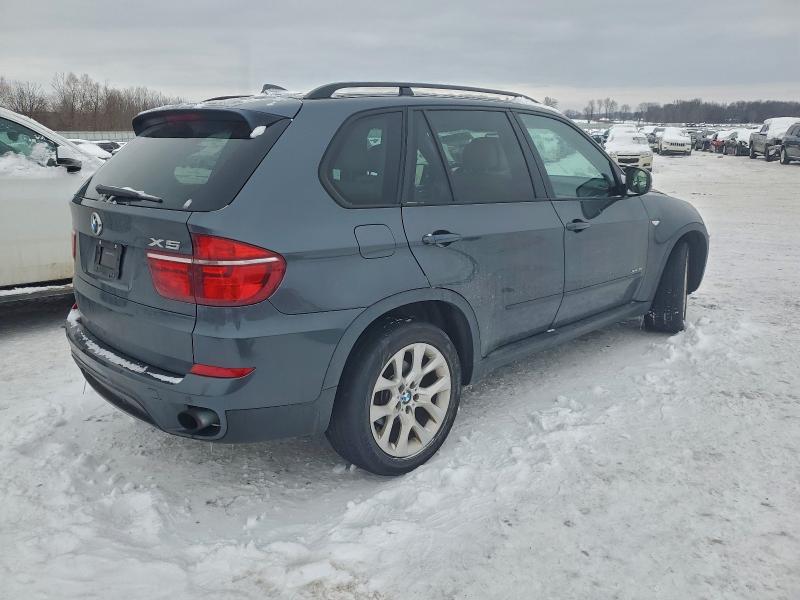 Photo 3 from auction – 2011 BMW X5 with VIN 5UXZV4C53BL411822