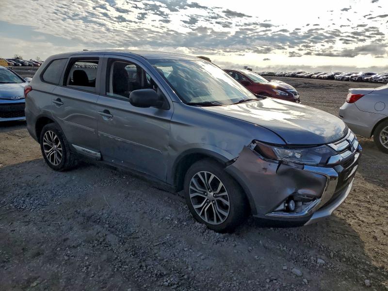 Photo 4 from auction – 2018 MITSUBISHI OUTLANDER ES with VIN JA4AD2A30JZ000715