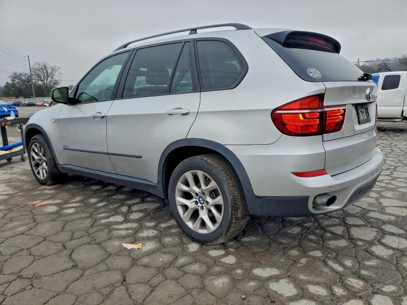 Photo 2 from auction – 2012 BMW X5 XDRIVE3 with VIN 5UXZV4C53CL757175