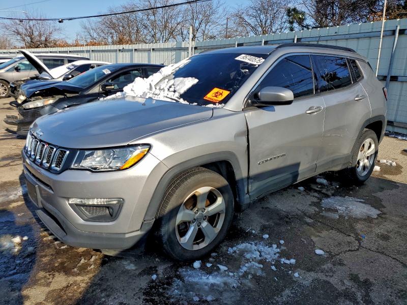 JEEP COMPASS LA 2018 with VIN 3C4NJCBB6JT359022 - Photo from auction