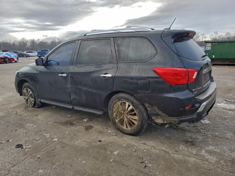 Photo 2 from auction – 2017 NISSAN PATHFINDER with VIN 5N1DR2MN9HC682696