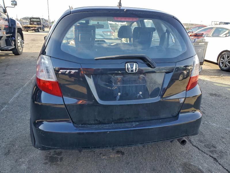 Photo 6 from auction – 2013 HONDA FIT with VIN JHMGE8H39DC070757