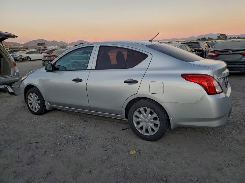 Photo 2 from auction – 2015 NISSAN VERSA S with VIN 3N1CN7AP3FL819120