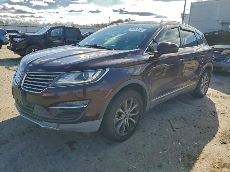 LINCOLN MKC SELECT 2017 with VIN 5LMCJ2D94HUL61193 - Photo from auction