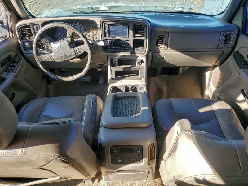 Photo 8 from auction – 2006 CHEVROLET SILVERADO with VIN 1GCHK23D46F225714