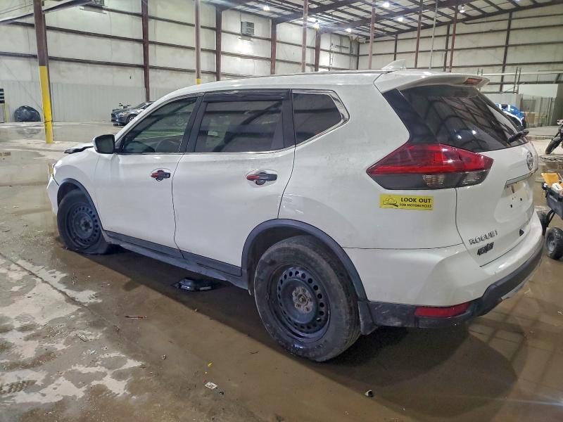 Photo 2 from auction – 2018 NISSAN ROGUE S with VIN KNMAT2MV8JP561097