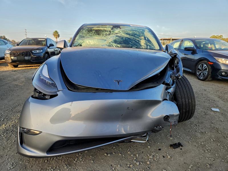 Photo 5 from auction – 2024 TESLA MODEL Y with VIN 7SAYGDEF0RA306200