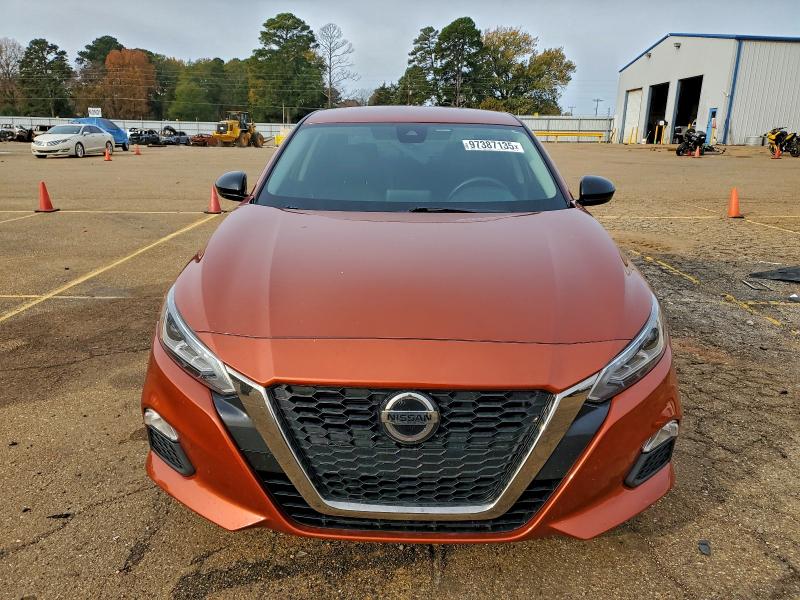 Photo 5 from auction – 2022 NISSAN ALTIMA SR with VIN 1N4BL4CV1NN321916