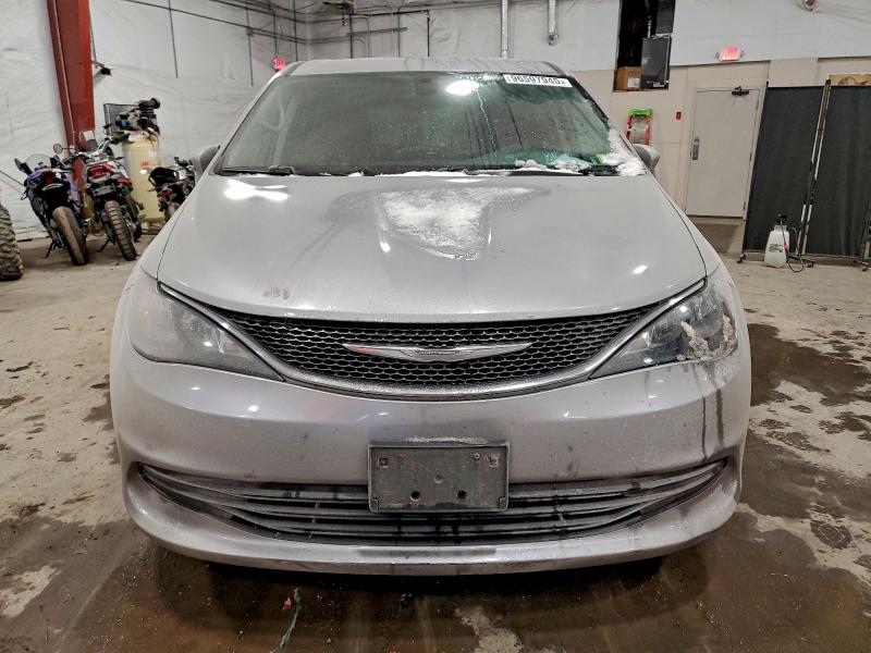 Photo 5 from auction – 2017 CHRYSLER PACIFICA with VIN 2C4RC1DG7HR836935