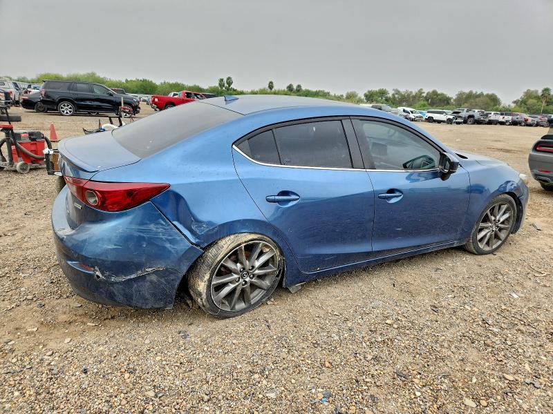 Photo 3 from auction – 2018 MAZDA 3 with VIN 3MZBN1V39JM262355