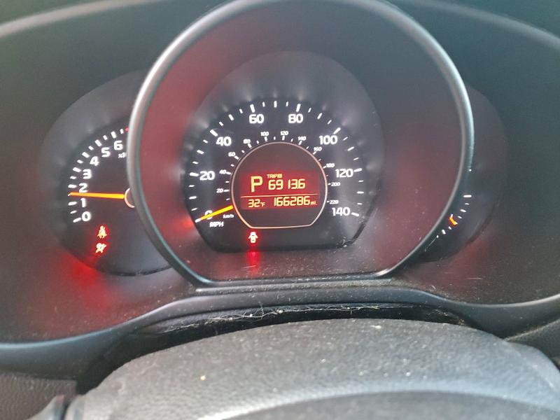 Photo 9 from auction – 2015 KIA SOUL with VIN KNDJN2A26F7112450