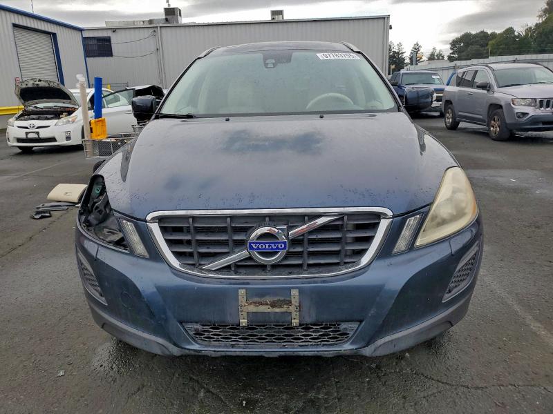 Photo 5 from auction – 2011 VOLVO XC60 3.2 with VIN YV4940DL9B2219950