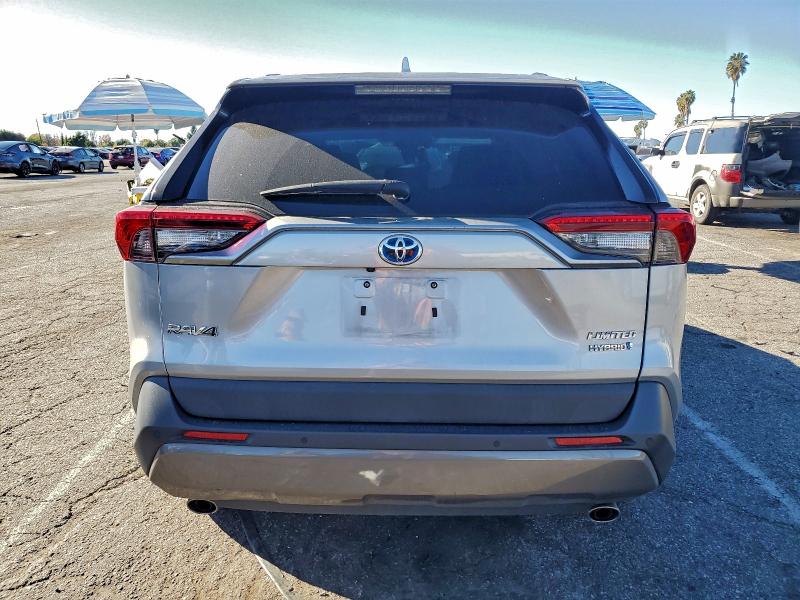 Photo 6 from auction – 2020 TOYOTA RAV4 LIMIT with VIN 2T3DWRFV2LW047666