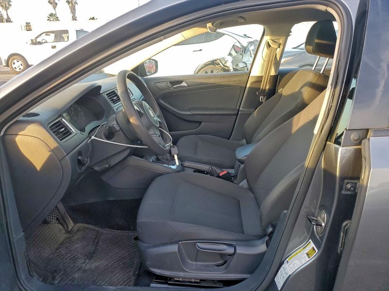 Photo 7 from auction – 2014 VOLKSWAGEN JETTA BASE with VIN 3VW2K7AJ4EM425435