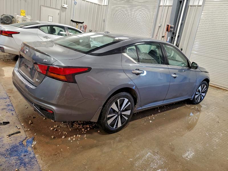 Photo 3 from auction – 2021 NISSAN ALTIMA SL with VIN 1N4BL4EW2MN377528