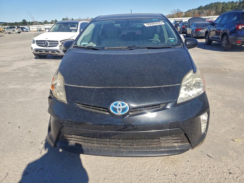 Photo 5 from auction – 2013 TOYOTA PRIUS with VIN JTDKN3DU5D5643025