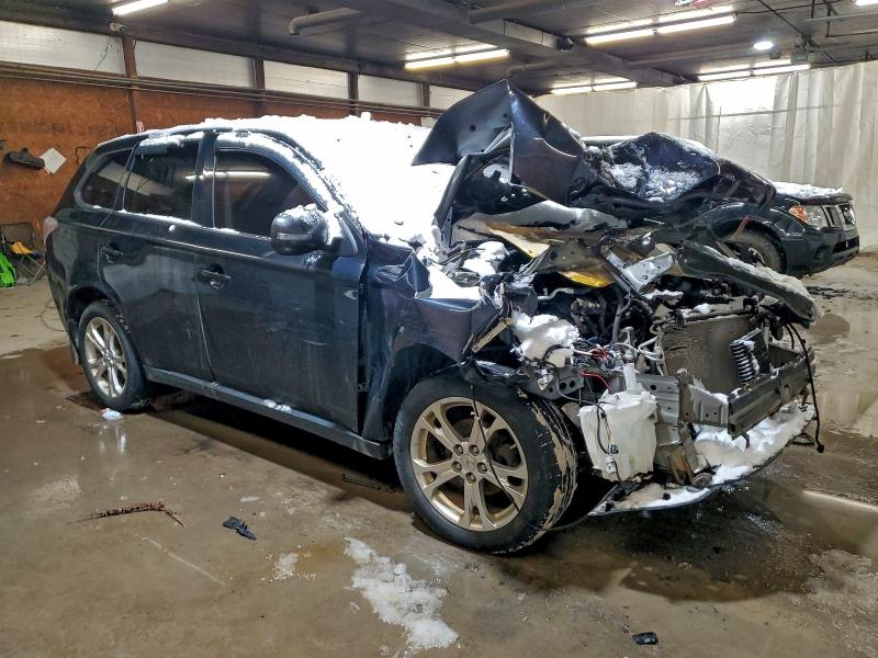 Photo 4 from auction – 2014 MITSUBISHI OUTLANDER with VIN JA4AZ3A32EZ003242