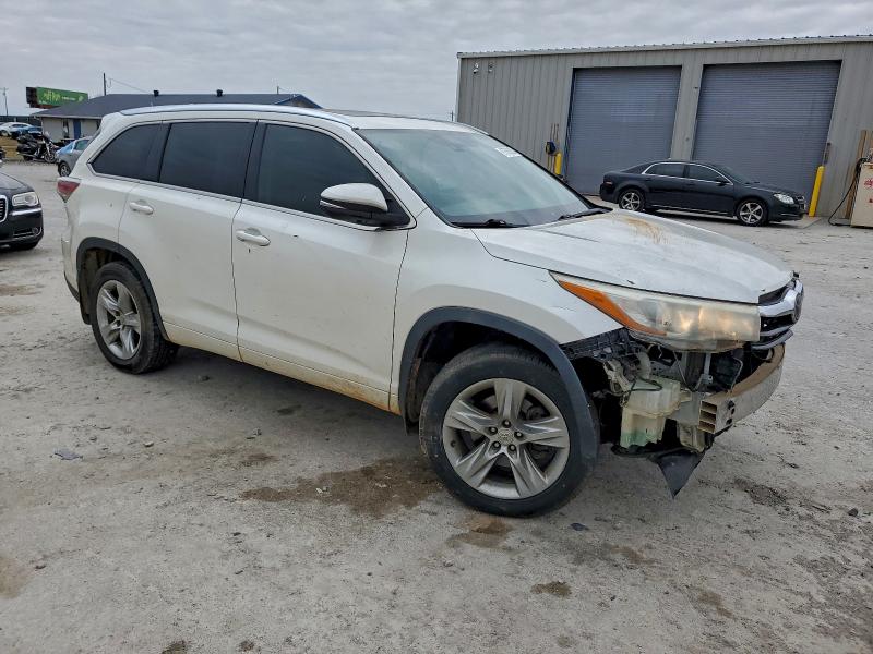 Photo 4 from auction – 2015 TOYOTA HIGHLANDER with VIN 5TDDKRFH6FS114913