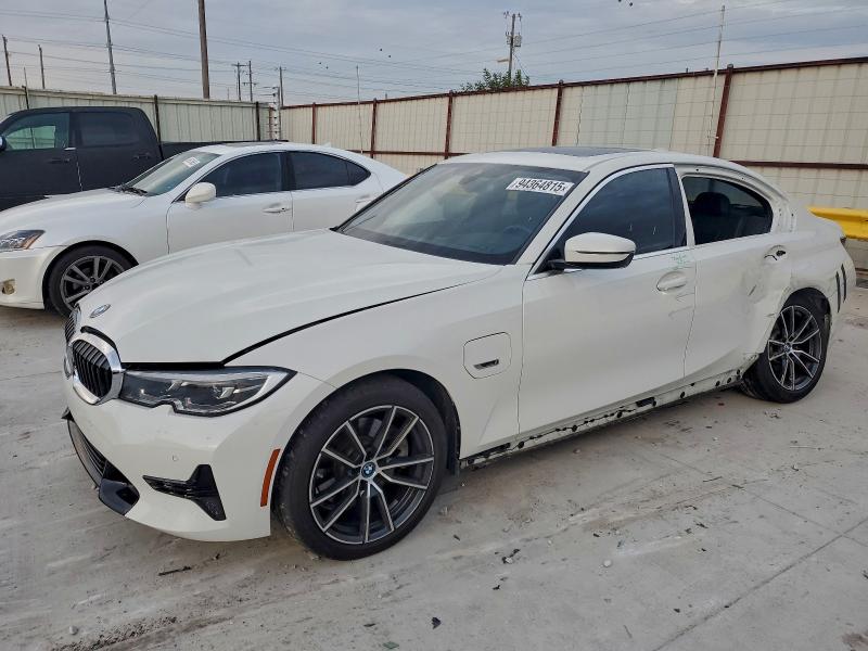 BMW 330XE 2022 with VIN 3MW5P9J08N8C74853 - Photo from auction