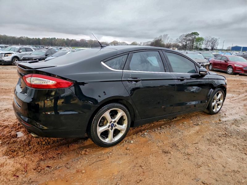Photo 3 from auction – 2016 FORD FUSION with VIN 3FA6P0H76GR183427