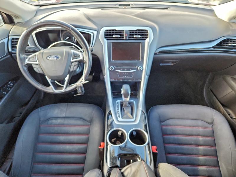 Снимка 8 от търг – 2013 FORD FUSION с VIN 3FA6P0HR7DR387604