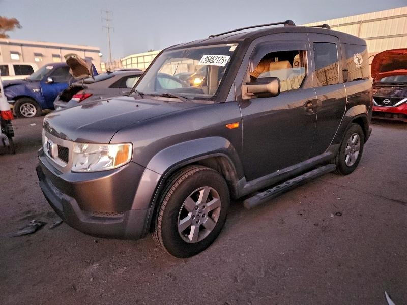 HONDA ELEMENT EX 2011 with VIN 5J6YH2H71BL001131 - Photo from auction