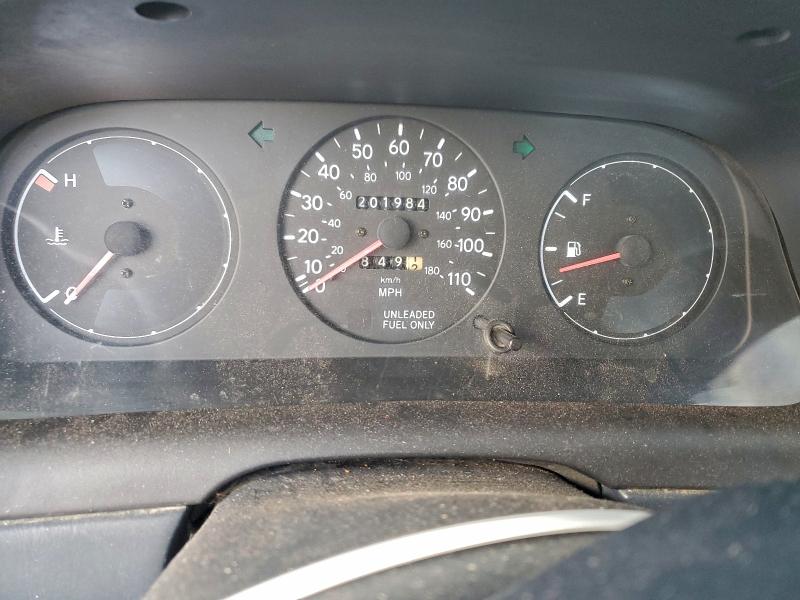 Photo 9 from auction – 1995 TOYOTA COROLLA with VIN 2T1AE04B5SC099585