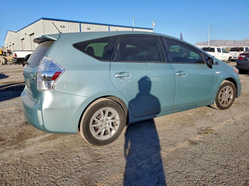 Photo 3 from auction – 2013 TOYOTA PRIUS V with VIN JTDZN3EUXD3245043