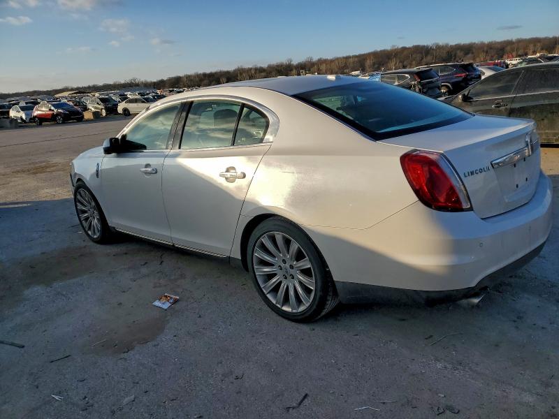 Photo 2 from auction – 2010 LINCOLN MKS with VIN 1LNHL9DR2AG614396