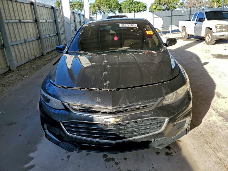 Photo 5 from auction – 2018 CHEVROLET MALIBU with VIN 1G1ZD5ST6JF155921