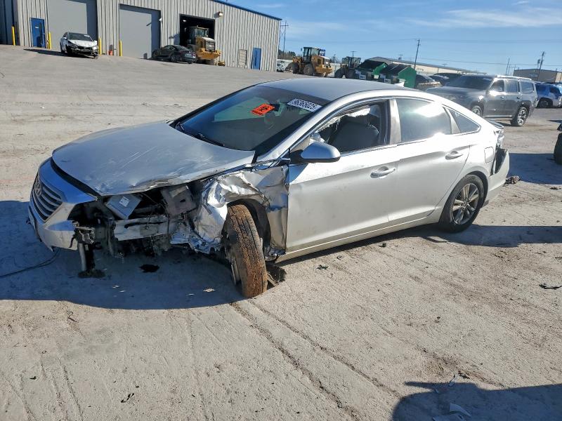 Photo 1 from auction – 2015 HYUNDAI SONATA SE with VIN 5NPE24AF1FH001650