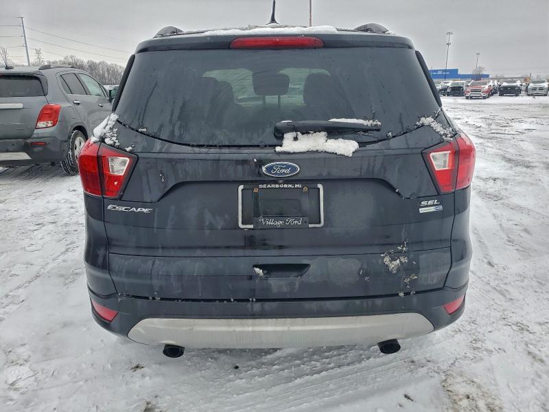 Photo 6 from auction – 2019 FORD ESCAPE SEL with VIN 1FMCU9HD3KUC50644