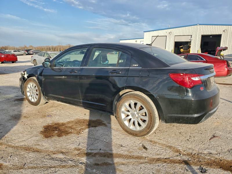 Photo 2 from auction – 2012 CHRYSLER 200 TOURIN with VIN 1C3CCBBB8CN119666