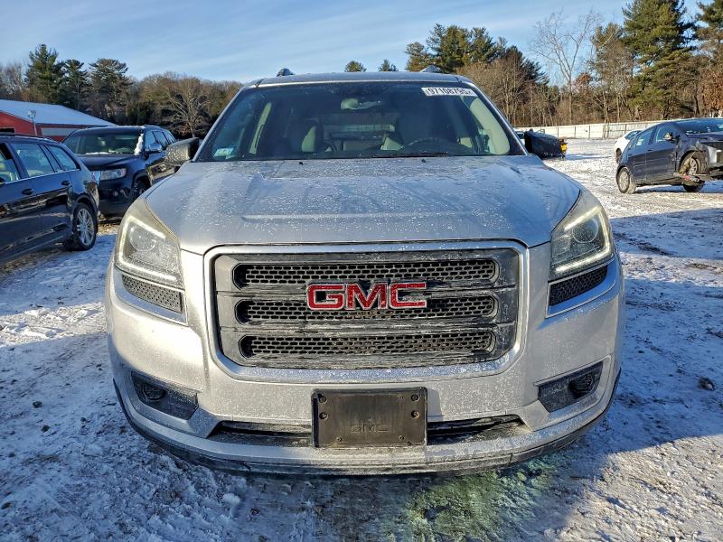 Photo 5 from auction – 2016 GMC ACADIA SLE with VIN 1GKKVPKD1GJ301176