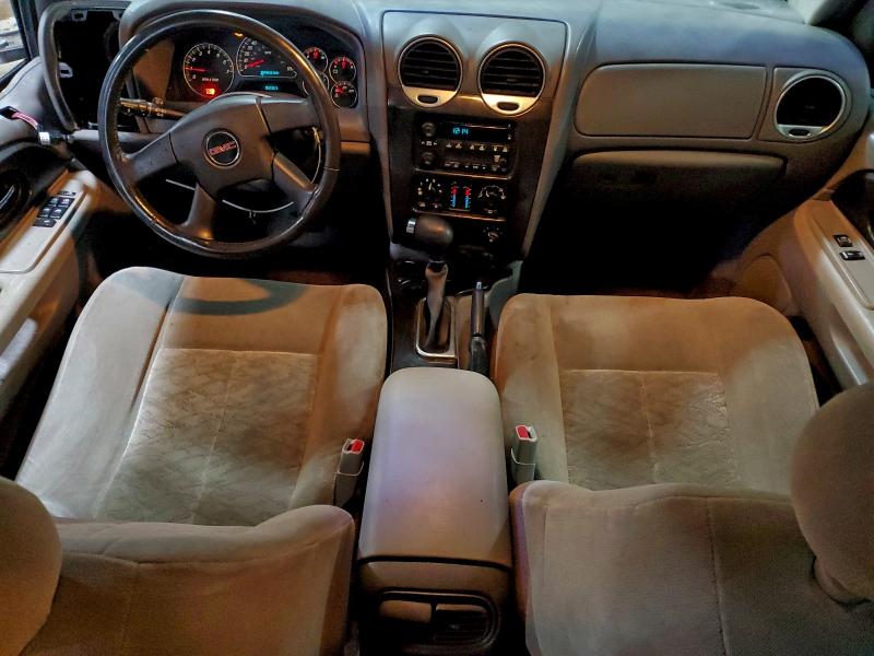 Photo 8 from auction – 2005 GMC ENVOY with VIN 1GKDT13S052161721