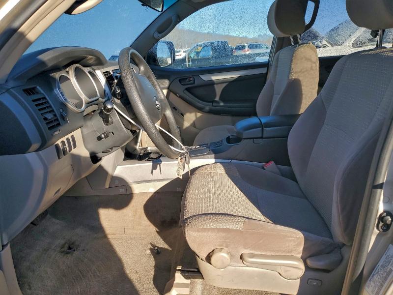 Photo 7 from auction – 2003 TOYOTA 4RUNNER SR with VIN JTEBT14R430027569