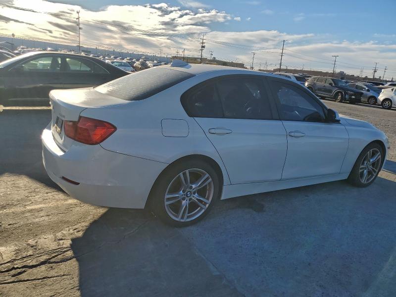 Photo 3 from auction – 2013 BMW 328 XI SUL with VIN WBA3B5C53DF598001
