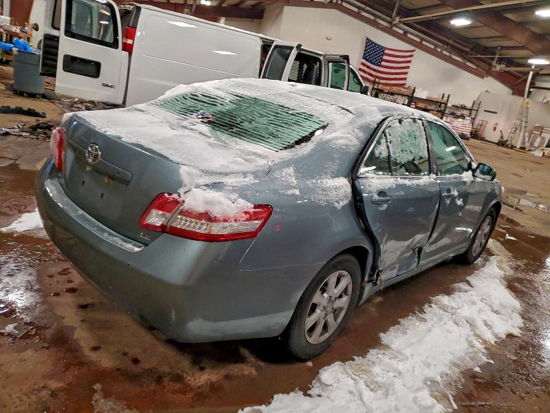 Photo 3 from auction – 2011 TOYOTA CAMRY with VIN 4T1BF3EK6BU585693