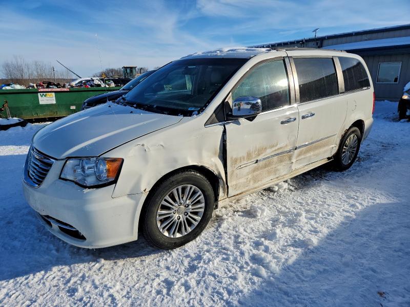 Photo 1 from auction – 2013 CHRYSLER TOWN & COU with VIN 2C4RC1CGXDR614692