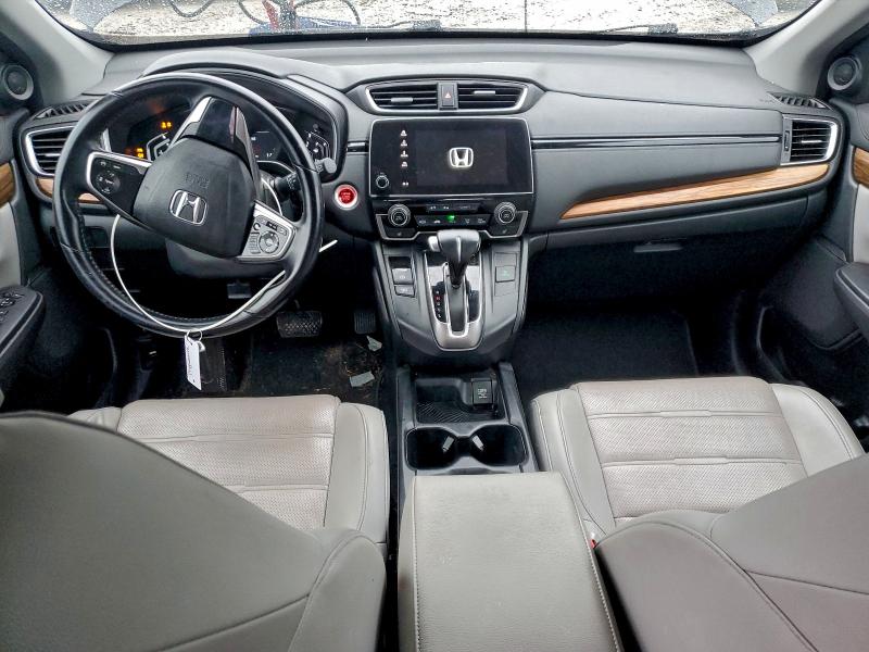 Photo 8 from auction – 2017 HONDA CR-V EXL with VIN 7FARW1H80HE016769