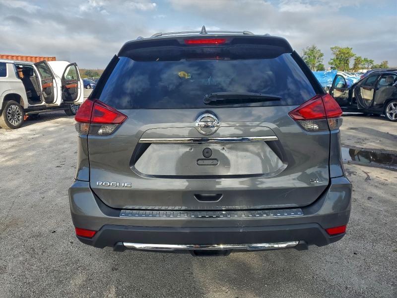 Photo 6 from auction – 2017 NISSAN ROGUE S with VIN 5N1AT2MTXHC752872